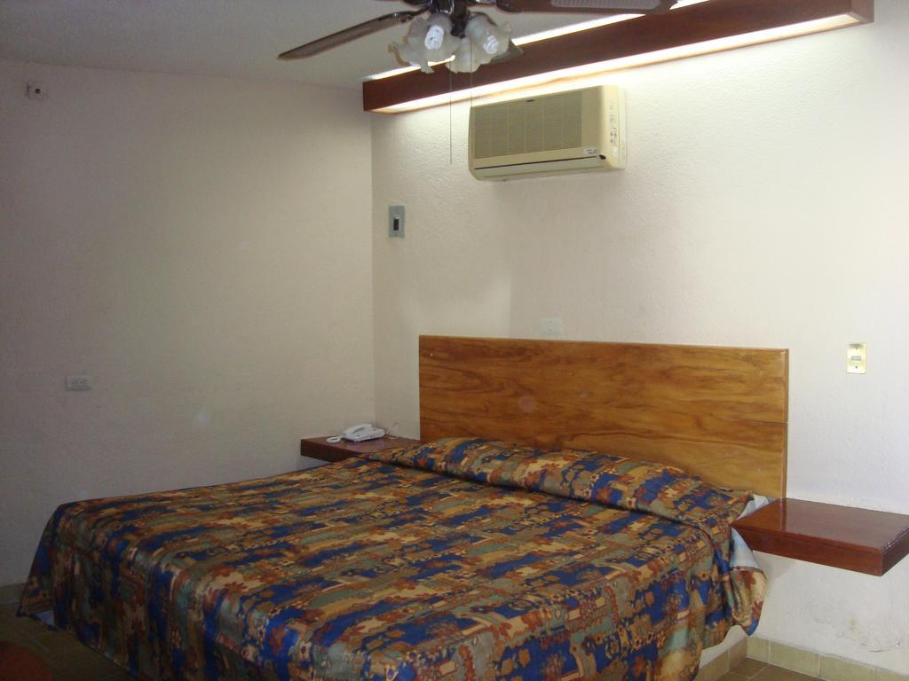 Hotel Lacantum by Rotamundos Tapachula Habitación foto